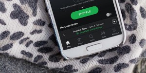 Beitragsbild des Blogbeitrags Meine liebsten Gute-Laune-Playlists auf Spotify 