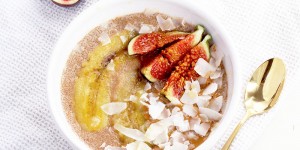Beitragsbild des Blogbeitrags Amaranth Frühstücksbrei mit Feigen und gebratenen Bananen