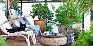 Beitragsbild des Blogbeitrags Interior Inspiration: 8 schöne Dekorationsideen für den Balkon