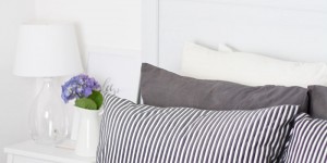Beitragsbild des Blogbeitrags Einfaches Schlafzimmer Makeover mit Dylon Textilfarbe 