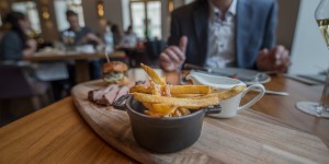 Beitragsbild des Blogbeitrags Steakbrunch vom Feinsten – Dstrikt Steakhouse