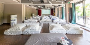 Beitragsbild des Blogbeitrags Schlummerkino – Casper lud ins 25hours Hotel 
