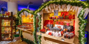 Beitragsbild des Blogbeitrags SantaS XMAS Factory im Vienna Marriott Hotel
