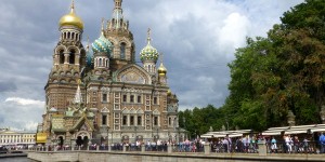 Beitragsbild des Blogbeitrags „Es ist alles Gold was glänzt“ in St. Petersburg