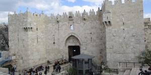 Beitragsbild des Blogbeitrags Jerusalem-Marathon: Die Reise nach Jerusalem!