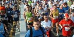 Beitragsbild des Blogbeitrags Betrügt New York Marathon seine Läufer? 