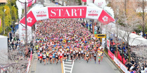 Beitragsbild des Blogbeitrags Keinen Grund zur Panik: 11.000 Läuferinnen bei Nagoya Marathon in Japan! 