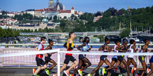 Beitragsbild des Blogbeitrags Battle of the Teams in Prag: Kenianer Benson Kipruto und Purity Rionoripo triumphieren