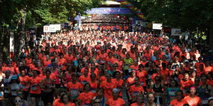Beitragsbild des Blogbeitrags Völlig absurd: Wien schließt alle nicht Geimpften beim Österreichischen Frauenlauf!