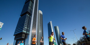 Beitragsbild des Blogbeitrags Madrid Halbmarathon 2022: Olympiasiegerin Almaz Ayana nur Fünfte
