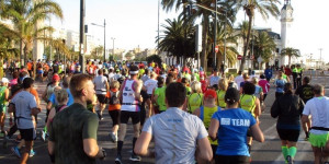Beitragsbild des Blogbeitrags Valencia Marathon 2022 mit Amanal Petros
