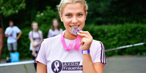 Beitragsbild des Blogbeitrags Frauenlauf Berlin 2023: Teilnehmerinnen, Startzeiten & Favoritinnen 