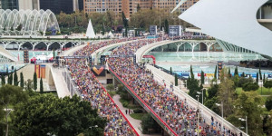 Beitragsbild des Blogbeitrags Valencia Marathon 2023: Neue Landesrekorde und Bestzeiten 