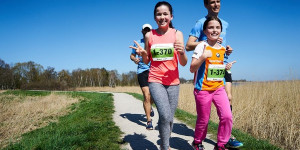 Beitragsbild des Blogbeitrags Kinderläufe in Mecklenburg-Vorpommern ➤ Termine 2024