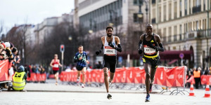 Beitragsbild des Blogbeitrags Berlin Halbmarathon 2024 Teilnehmerliste: Streckenrekorde in Gefahr 