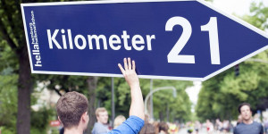 Beitragsbild des Blogbeitrags Schwerer gesundheitlicher Zwischenfall bei Hamburg Halbmarathon 2024