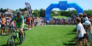 Beitragsbild des Blogbeitrags Am 26. Juni findet der 16. Int. Ruppersthaler Weintraubenlauf statt.