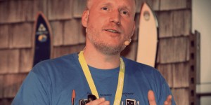 Beitragsbild des Blogbeitrags TAT0159 Björn Tantau: „Alles womit du nicht direkt Geld verdienst, musst du so outsourcen, dass sich die Rechnung ausgeht.“ 