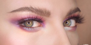 Beitragsbild des Blogbeitrags Urban Decay – Naked Ultraviolet Palette