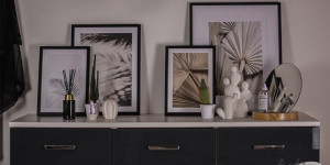 Beitragsbild des Blogbeitrags Wohnungs Make-Over mit Poster von Desenio
