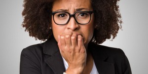 Beitragsbild des Blogbeitrags Duzen im Job? Achtung, hier herrscht Fettnäpfchen-Gefahr!