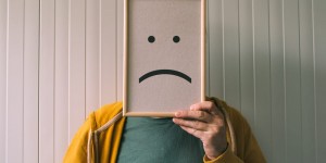 Beitragsbild des Blogbeitrags Niemals genug: Wie uns das Streben nach Glück unglücklich macht