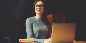 Beitragsbild des Blogbeitrags Absolventen-Studie: Das denken Berufseinsteiger über Geld