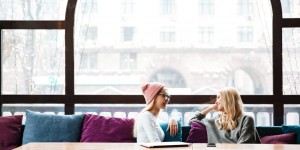 Beitragsbild des Blogbeitrags Frauennetzwerke: Das Positive, das Negative und das Komische