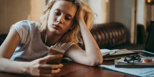 Beitragsbild des Blogbeitrags Selbstsabotage – Was dahinter steckt und wie du ihr Herr wirst