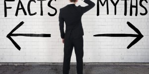 Beitragsbild des Blogbeitrags Bewerbungsmythen aufgedeckt – Unsere Antworten auf eure Fragen