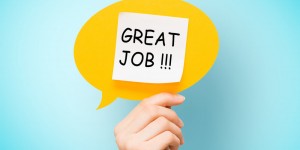 Beitragsbild des Blogbeitrags „Du leistest tolle Arbeit!“ Nettes für Kollegen zum Tag der Komplimente