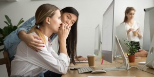 Beitragsbild des Blogbeitrags Missverständnisse vermeiden: Sind Kollegen Freunde oder nicht?