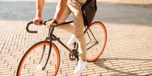 Beitragsbild des Blogbeitrags Mit dem Fahrrad in die Arbeit – Echte Alternative oder Gelegenheitsgefährt? 