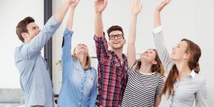 Beitragsbild des Blogbeitrags Motiviert und zufrieden: Die Österreicher arbeiten gerne 