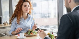 Beitragsbild des Blogbeitrags Vorstellungsgespräch im Restaurant: Acht Tipps, mit denen du punktest