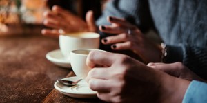 Beitragsbild des Blogbeitrags Kaffee: Ein Tag im Zeichen unseres liebsten Muntermachers