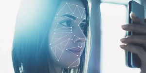 Beitragsbild des Blogbeitrags Bewerbungsgespräch mit KI: Ersetzt Gesichtsanalyse den persönlichen Kontakt?