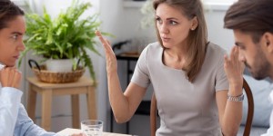 Beitragsbild des Blogbeitrags Konflikte im Team – Wie reagiert man als Führungskraft richtig?