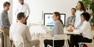 Beitragsbild des Blogbeitrags Probezeit: So meisterst du die ersten Wochen im neuen Job