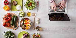 Beitragsbild des Blogbeitrags Ungeplanter Karriereweg: Vom Hobbyblogger zum Agenturbesitzer