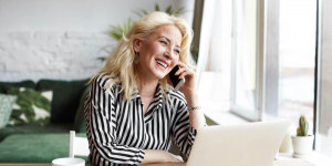Beitragsbild des Blogbeitrags Ruf mal wieder an! Telefonate fördern persönliche Beziehungen