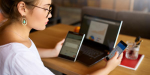 Beitragsbild des Blogbeitrags Mythos Multitasking: Warum es mehr schadet als es nützt