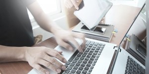Beitragsbild des Blogbeitrags Gehalt 2016 – Schwere Zeiten für Assistenz & Office Management