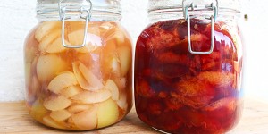 Beitragsbild des Blogbeitrags Kompott selbstgemacht: Pfirsich-Vanille, Zwetschken-Rum…