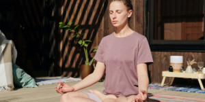 Beitragsbild des Blogbeitrags Meditation Monday: Eine Reise zu Neuanfängen und Zielen