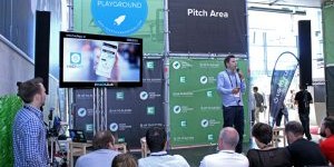 Beitragsbild des Blogbeitrags hiMoment siegt beim Startup Playground am Fifteen Seconds Festival 2017!