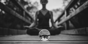 Beitragsbild des Blogbeitrags Wie du Yoga zu einem Teil deines täglichen Lebens machen kannst