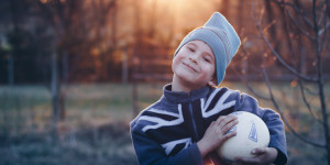 Beitragsbild des Blogbeitrags 10 Tipps wie Kinder eine starke Persönlichkeit entwickeln