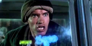 Beitragsbild des Blogbeitrags Hasta la Vista Baby! Arnold Schwarzeneggers 160 coolste original Movie Zitate (Video)