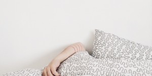 Beitragsbild des Blogbeitrags Dos und Don’ts für guten und erholsamen Schlaf 